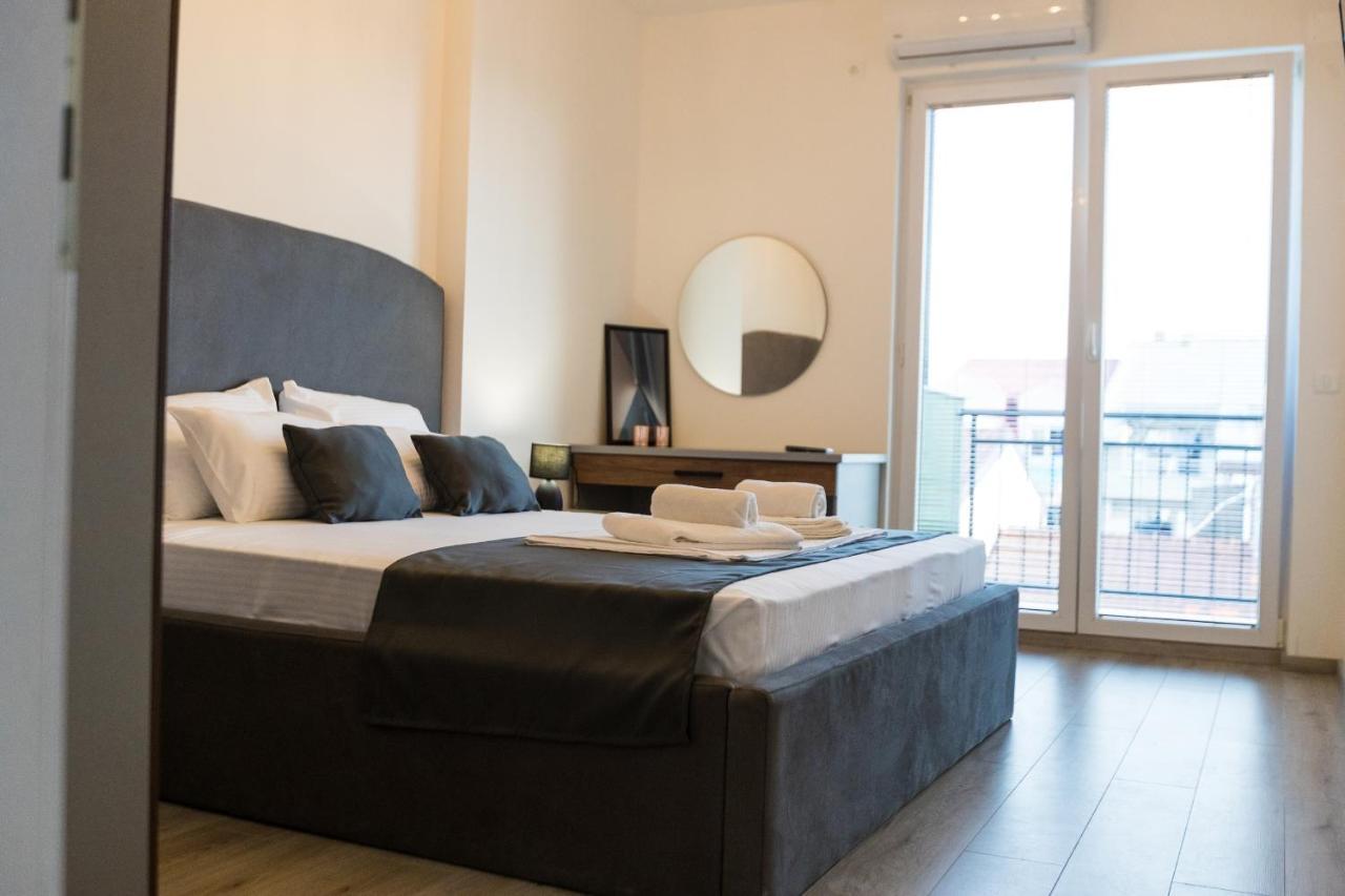 Blue Eye Ohrid Apartment Екстер'єр фото